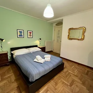 palazzo-rota-guesthouse.hotels-amalfi.com/